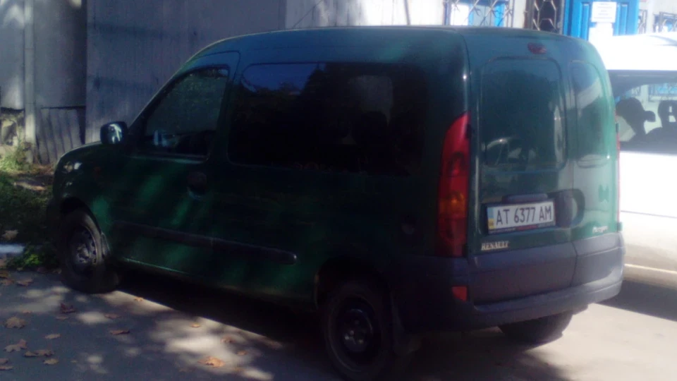 Renault Kangoo 1,9 дизельний трактор 3