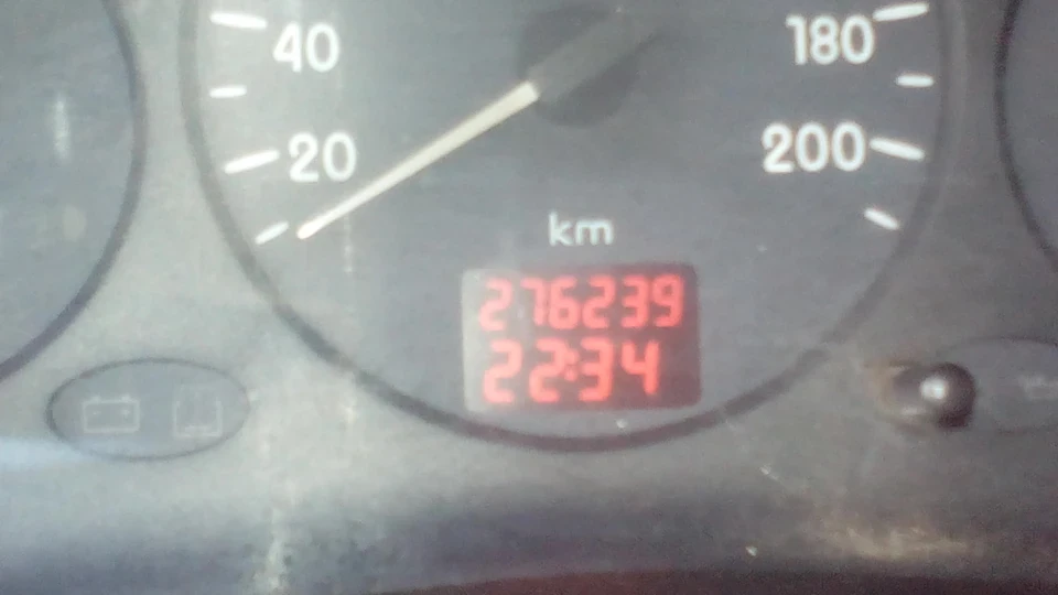 Renault Kangoo 1,9 дизельний трактор 4