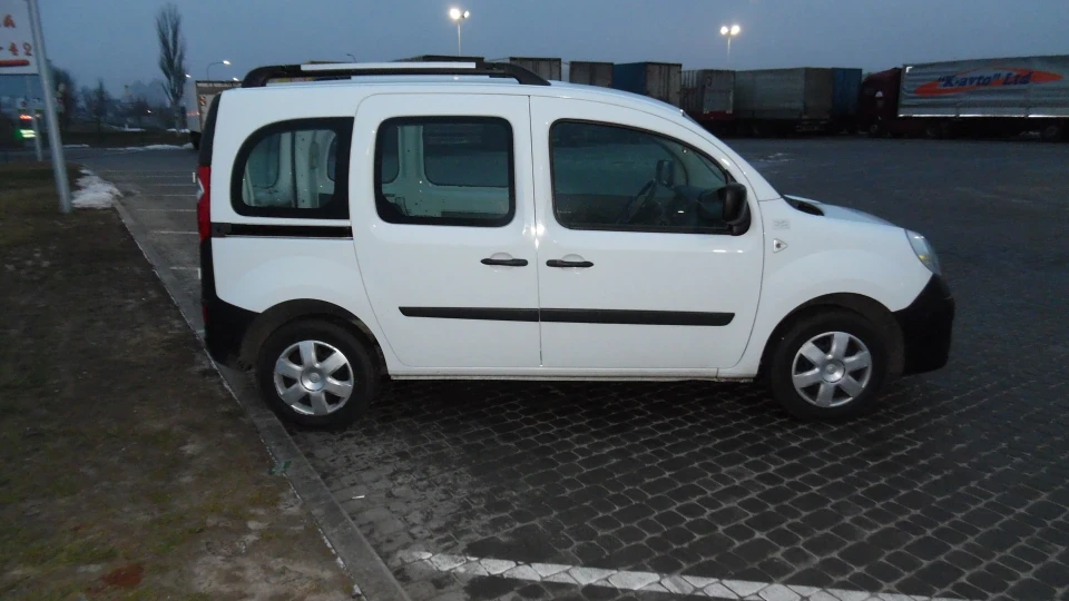 Renault Kangoo Білий Кенгуру 3