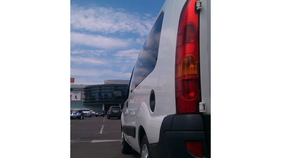 Renault Kangoo шалена мікрохвильова піч 2