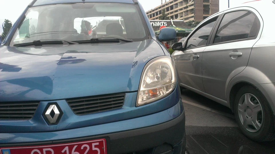 Renault Kangoo Чобіток 4