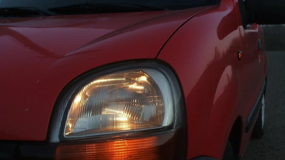 Renault Kangoo "coupe" 4