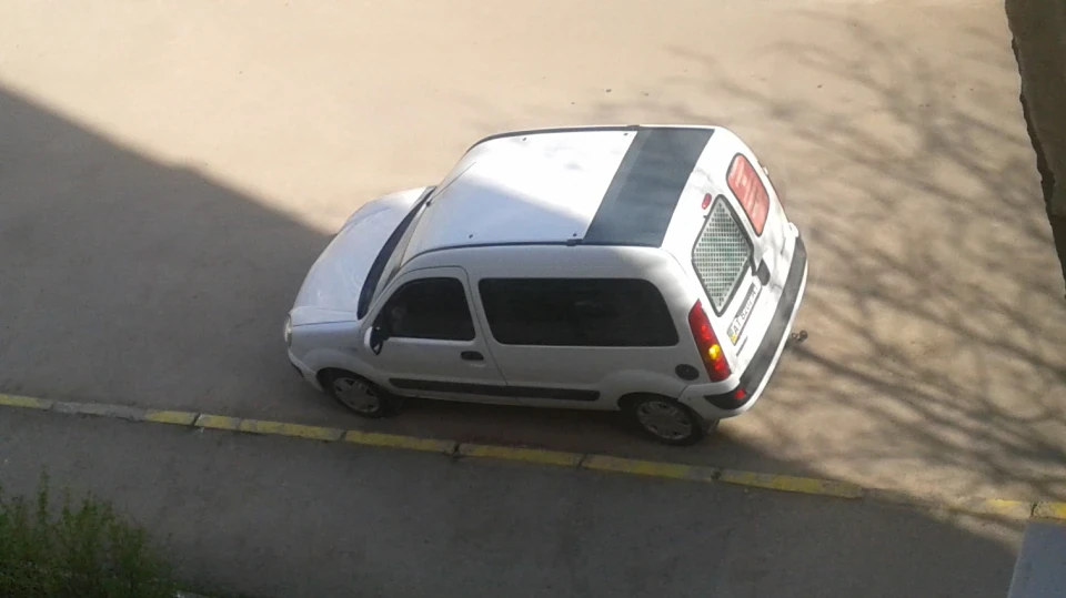 Renault Kangoo k9k 714 2