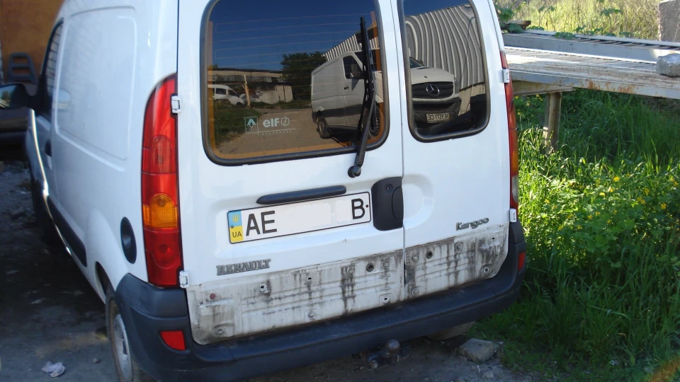Renault Kangoo light truck 4
