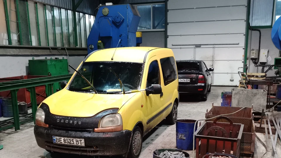Renault Kangoo Мати його