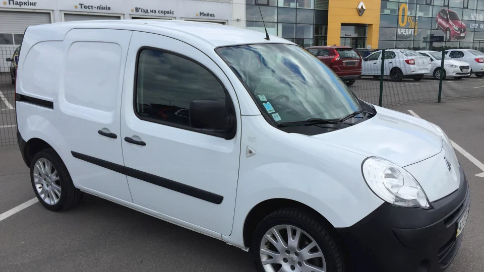 Renault Kangoo Music будка 3
