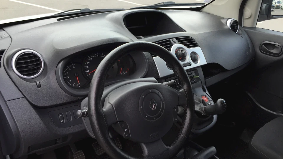 Renault Kangoo Music будка 5
