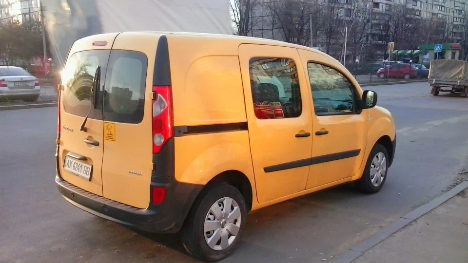 Renault Kangoo PIKACHU 4