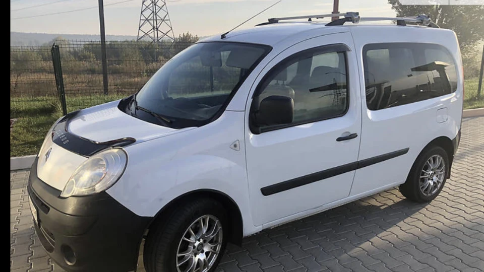 Renault Kangoo Пиріжок 2