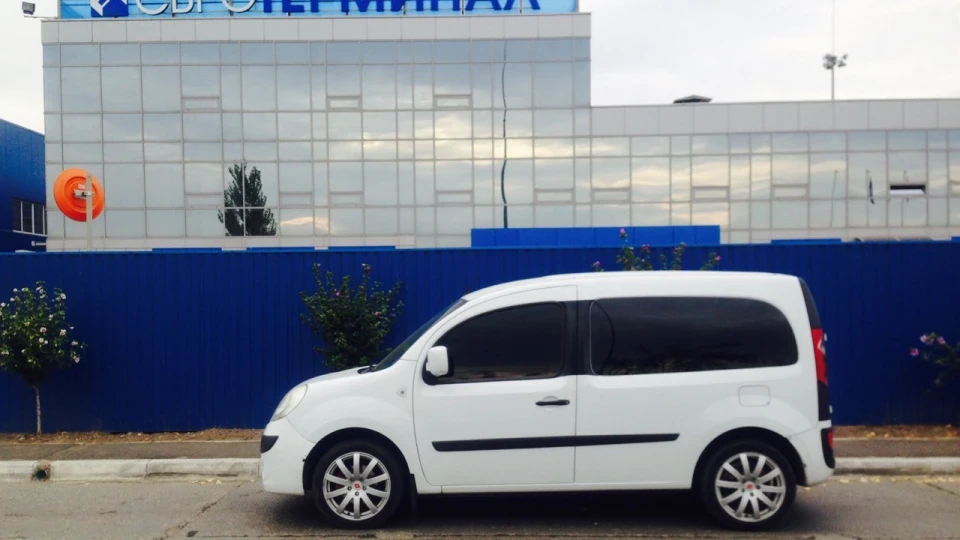 Renault Kangoo Пиріжок 2