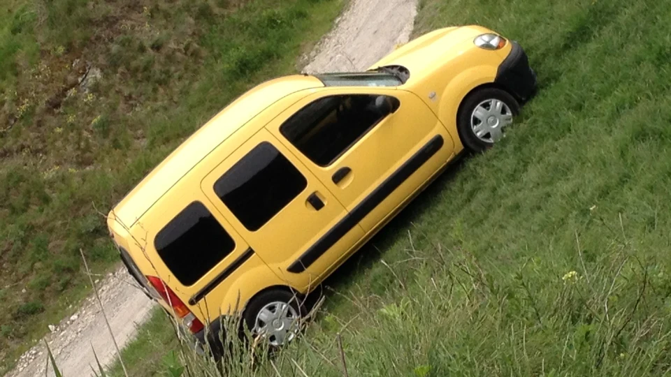 Renault Kangoo майже New Beetle 3