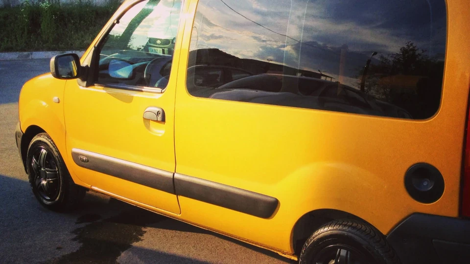 Renault Kangoo майже New Beetle 4