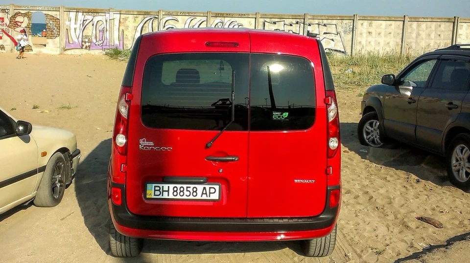 Renault Kangoo PoKeMoN 4