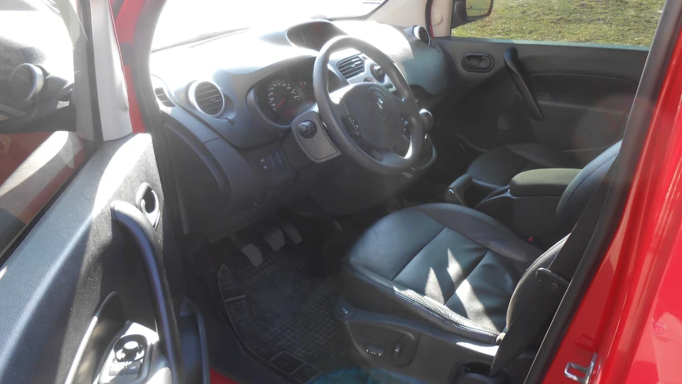 Renault Kangoo PoKeMoN 5