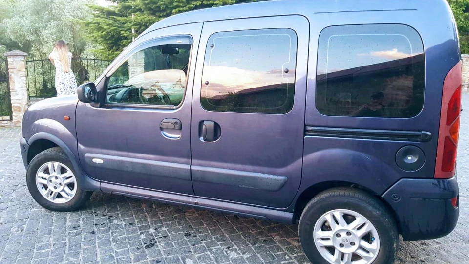 Renault Kangoo Renault baklajan 2