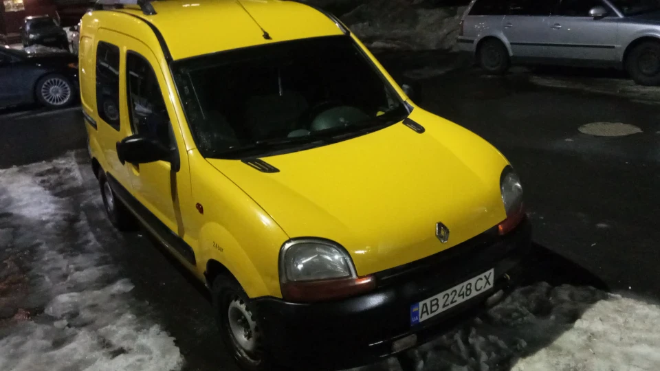 Renault Kangoo роллсмайбахХжовтий