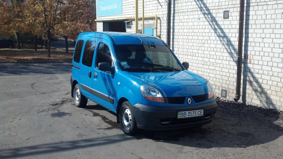 Renault Kangoo Синій пончик. 4