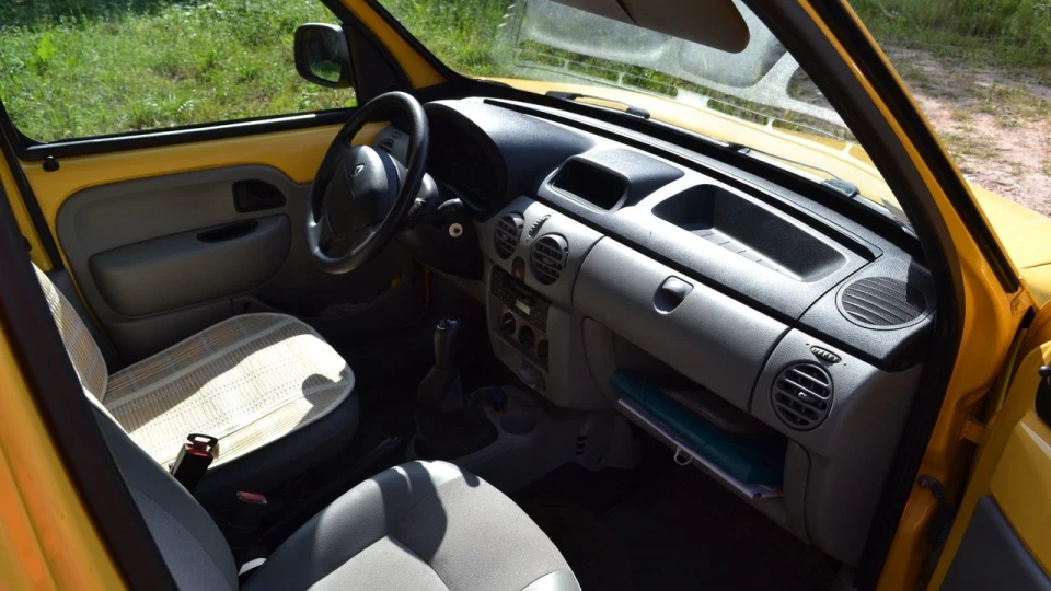 Renault Kangoo Yellow Bee 4