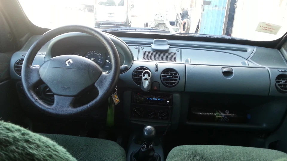 Renault Kangoo Зелений Кенжик 1.9 5