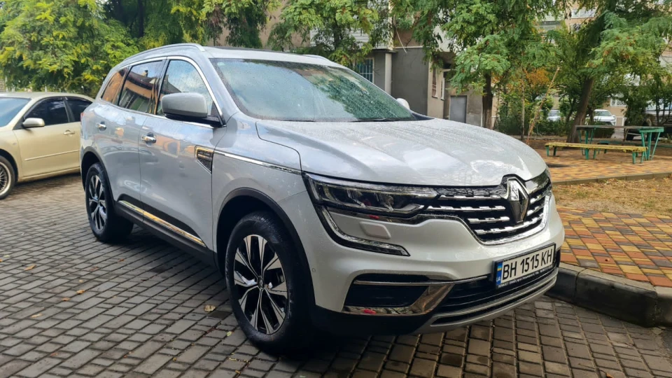 Renault Koleos No Name 4