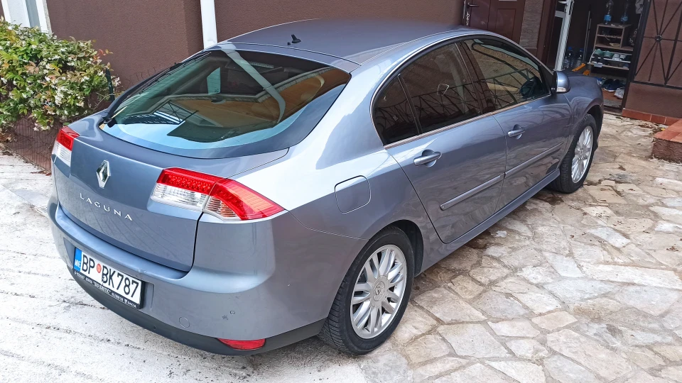 Renault Laguna