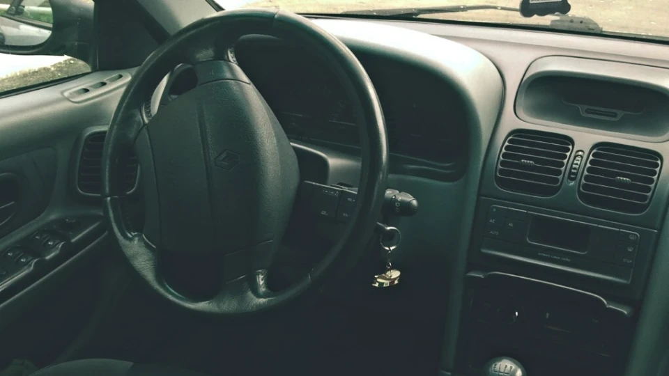 Renault Laguna 1,8 16v 5