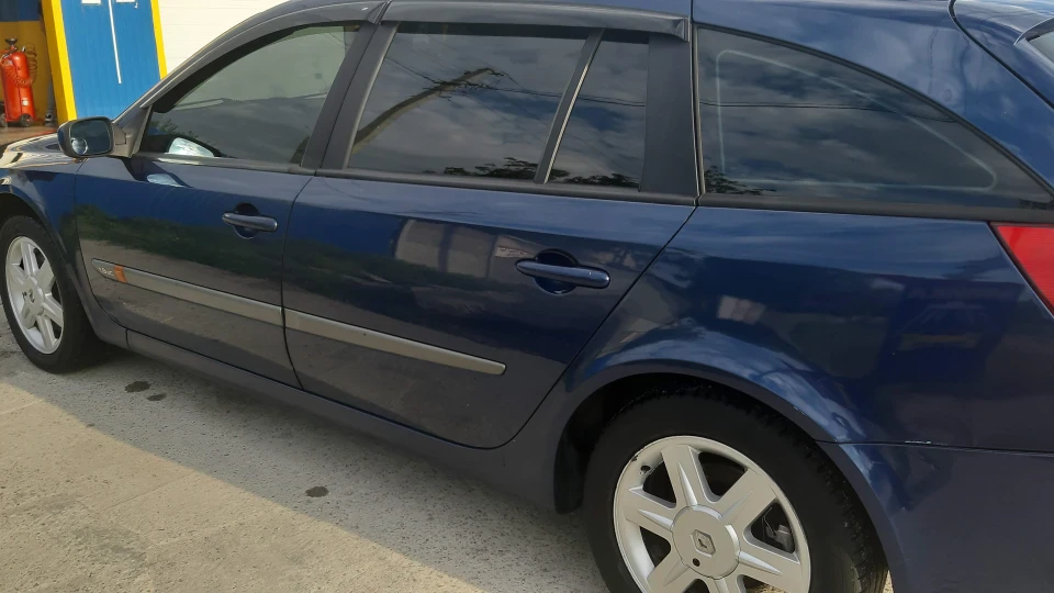 Renault Laguna 1.9 dCi F9Q 750 120 л.с. 4