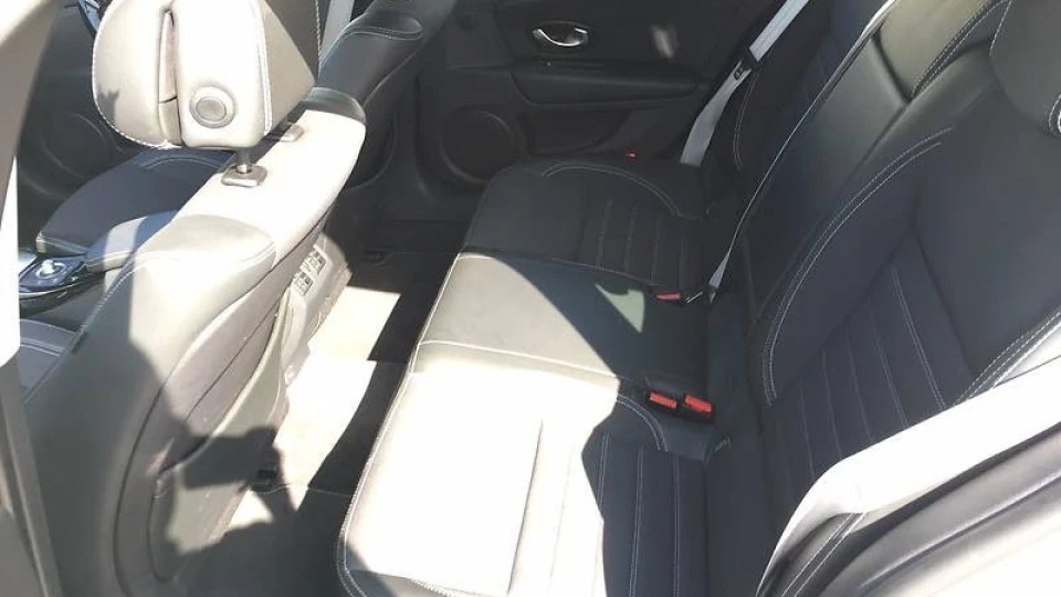 Renault Laguna 2.0 турбо дизель BOSE 5