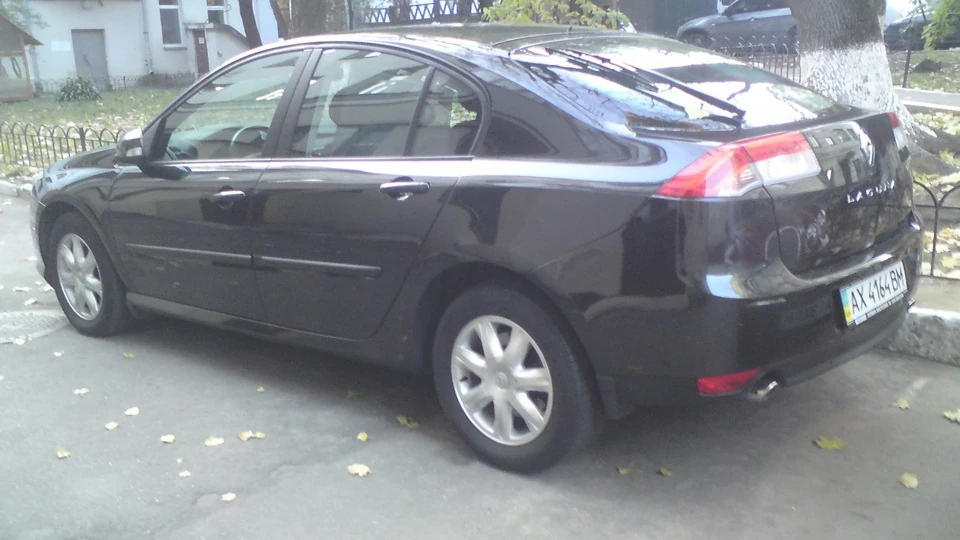 Renault Laguna 2.0Т Чорна блискавка -) 2