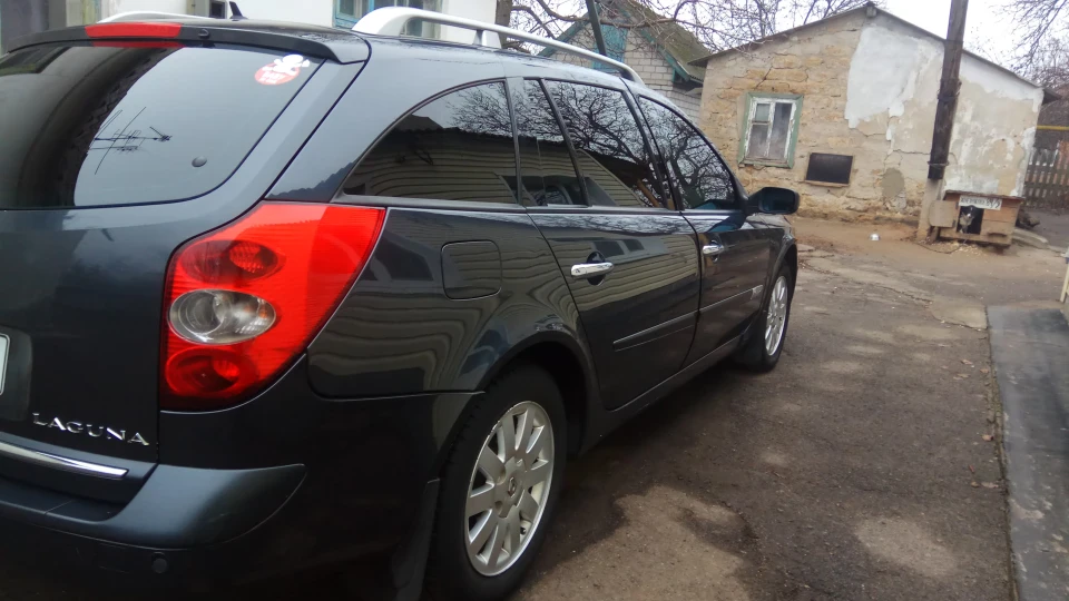 Renault Laguna 2.2 турбо універсал