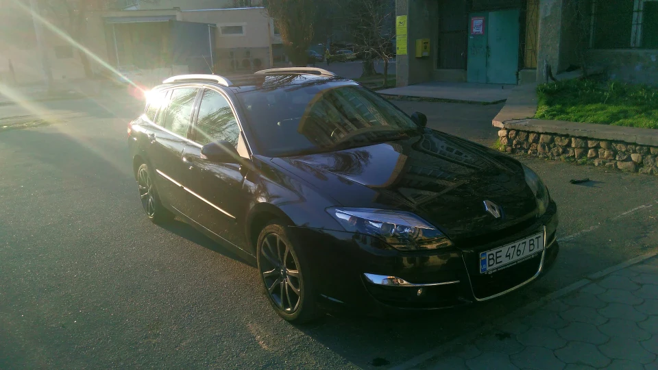 Renault Laguna Чорний Лагунець