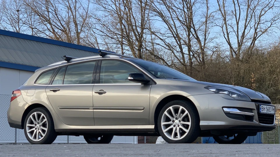 Renault Laguna Individual 3