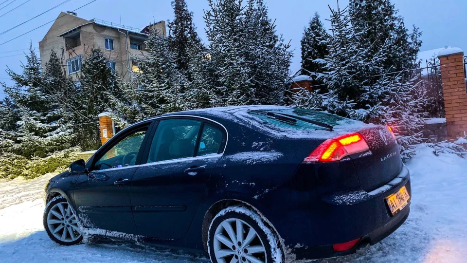 Renault Laguna Initial Paris 2