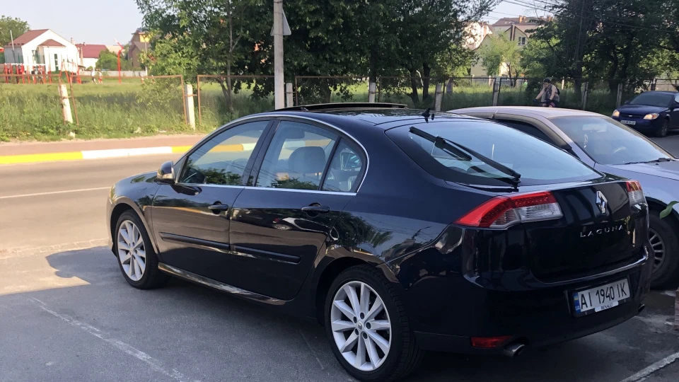 Renault Laguna Initial Paris 4