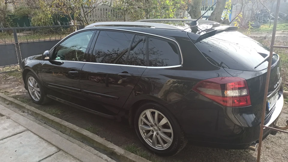Renault Laguna Initiale Paris 2.0 DCI 5