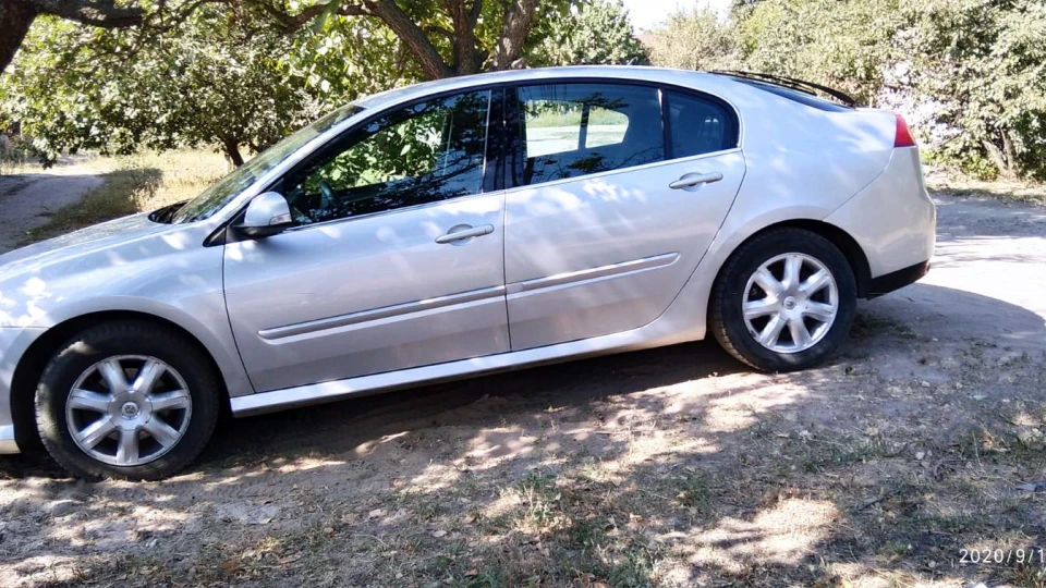 Renault Laguna Ph1 M9R 808 2