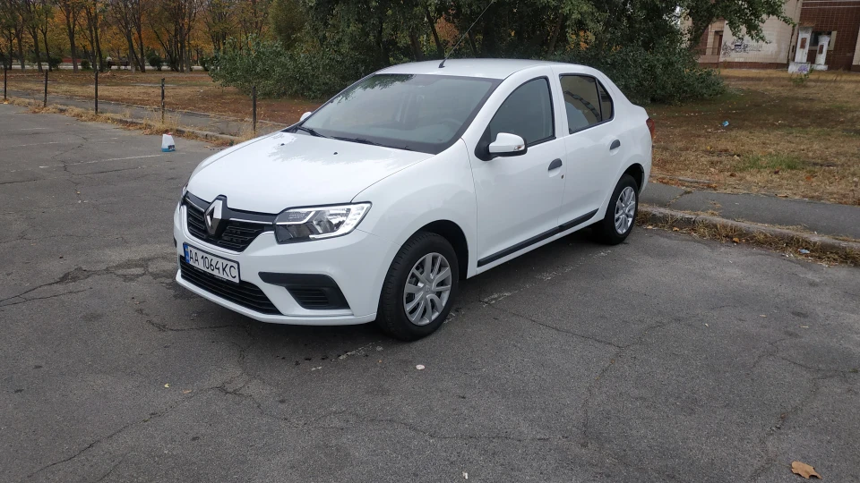 Renault Logan 4
