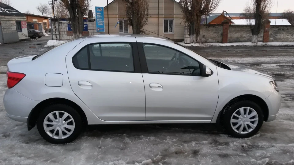 Renault Logan 1.2 Expression