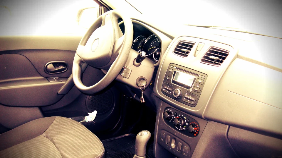 Renault Logan 1.2 5