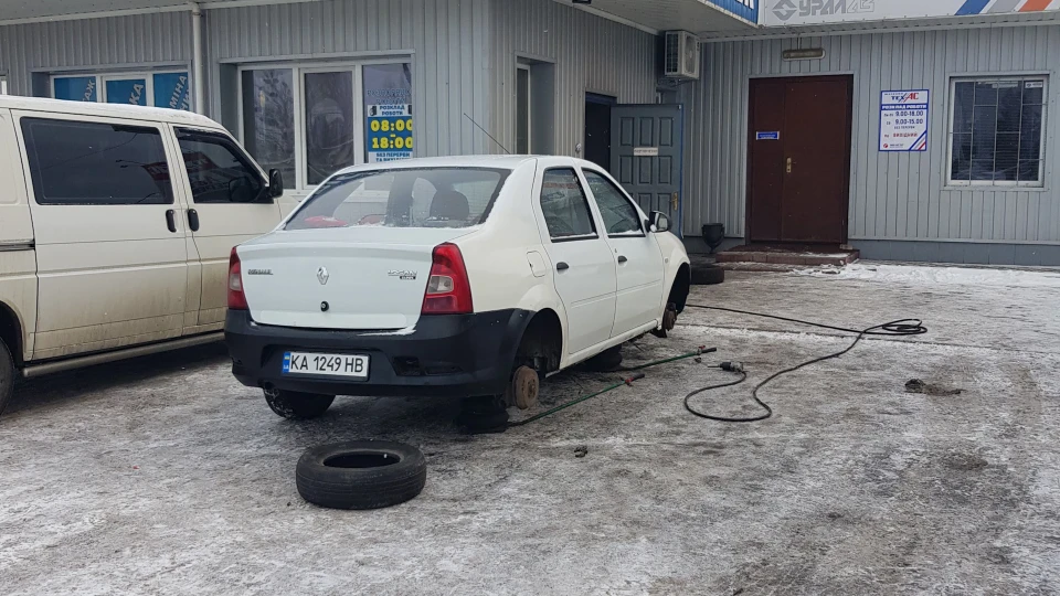 Renault Logan 1.4 газ