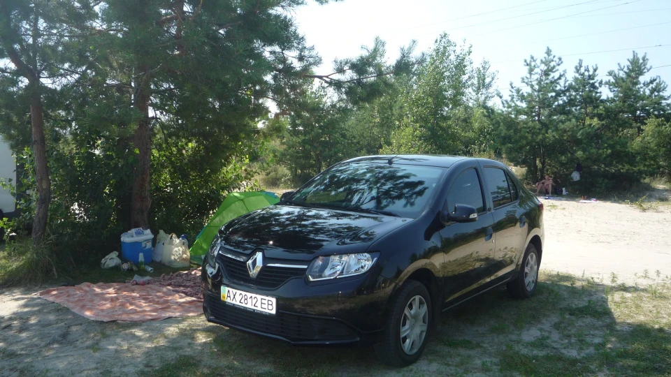 Renault Logan 1.5 dci 3