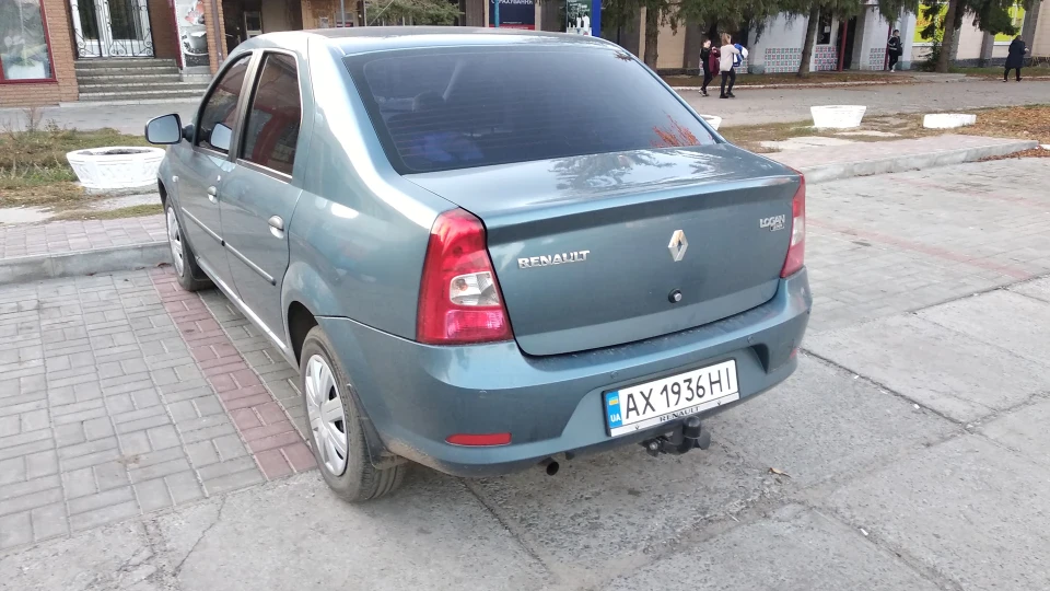 Renault Logan 1.6 MPI 2