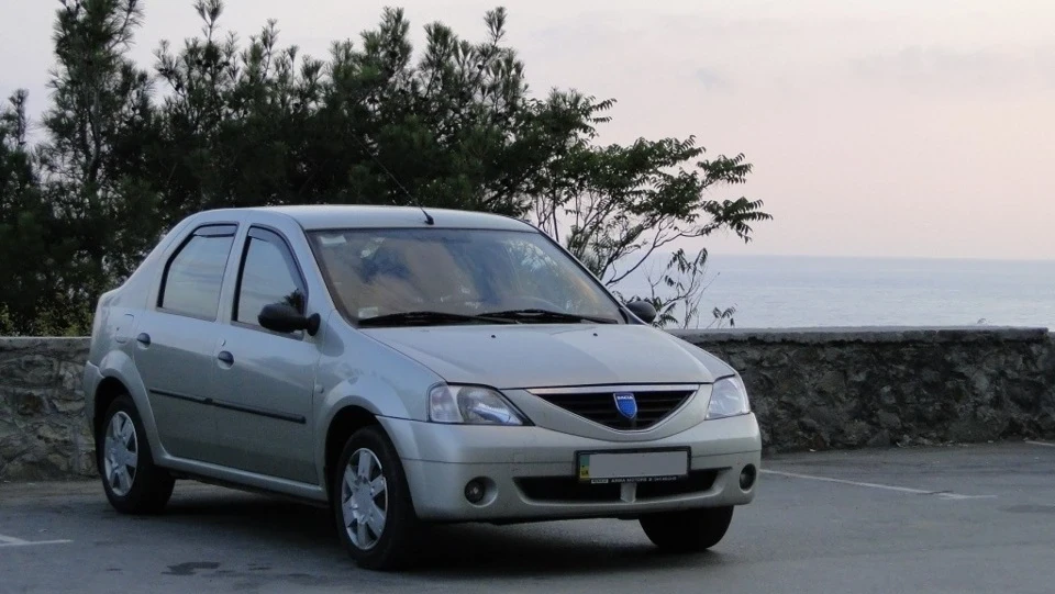 Renault Logan 1.6 4