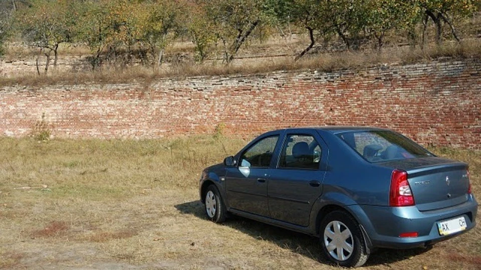 Renault Logan AMBIANCE Blue Mineral 2