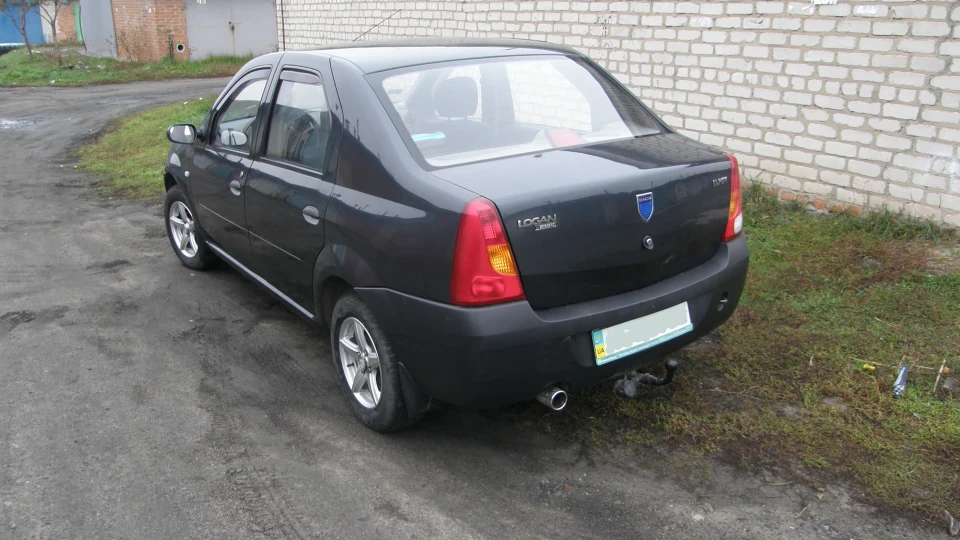 Renault Logan база