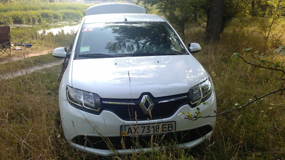 Renault Logan Білий, Дизель 2