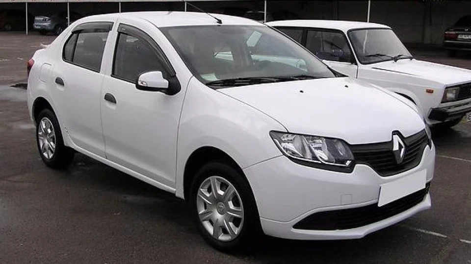Renault Logan Білий