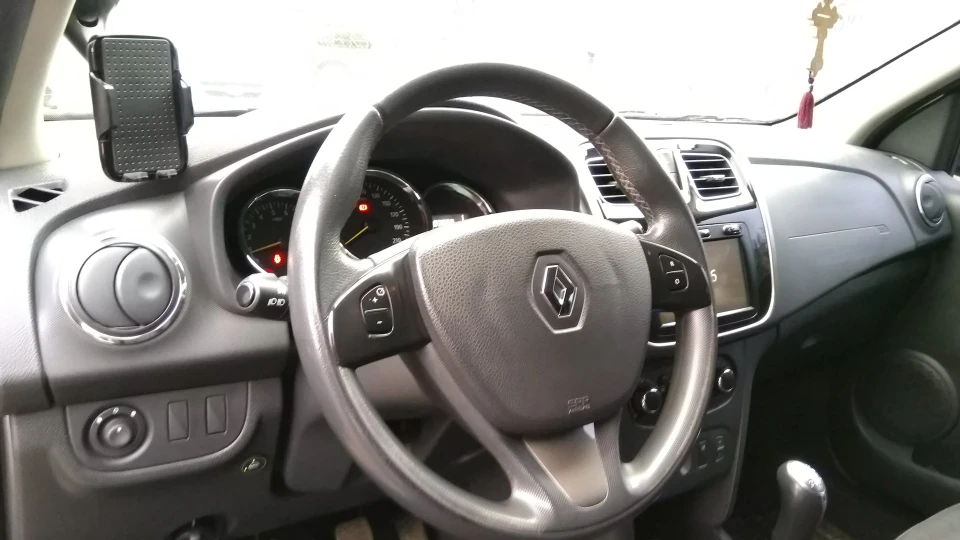 Renault Logan ''Cappuccino'' 4