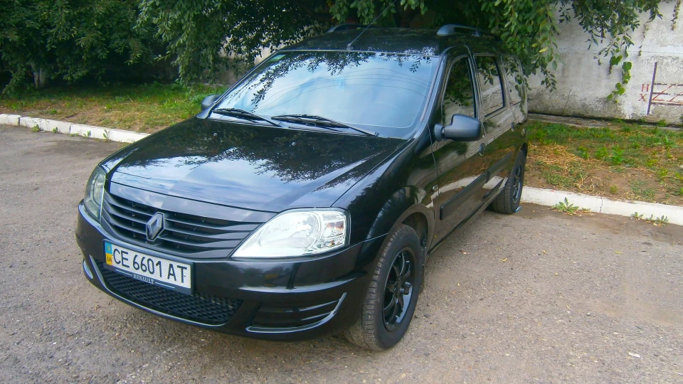 Renault Logan Чорний Бандит-Car) 2