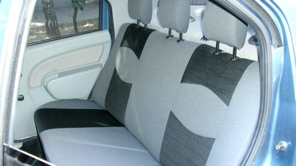 Renault Logan Dacia 4